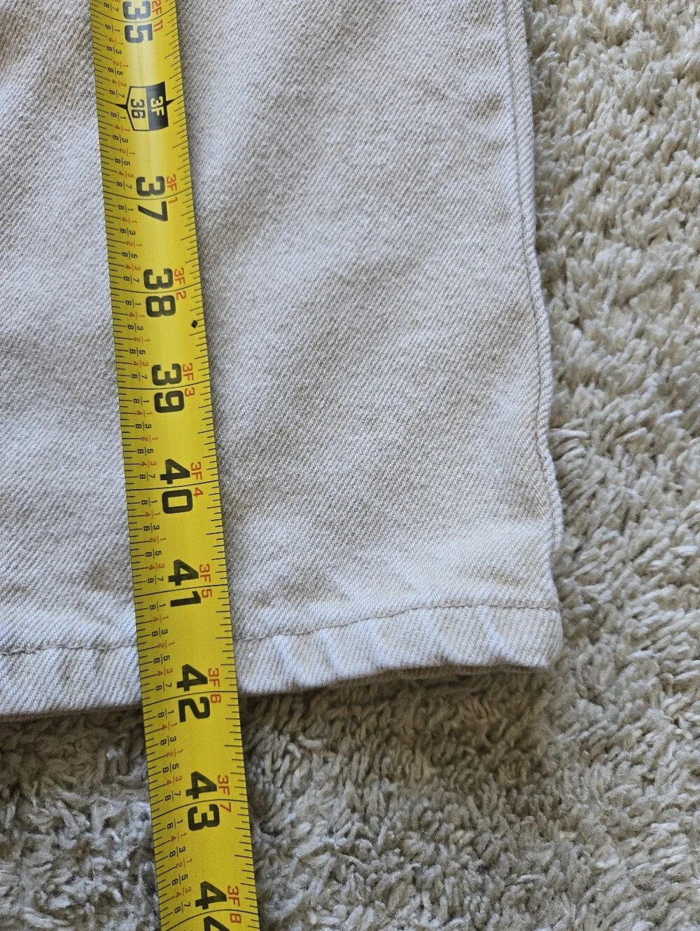 Levis 550 Relaxed Fit Tapered Leg Jeans Mens 33×32 Beige Khaki Made In USA